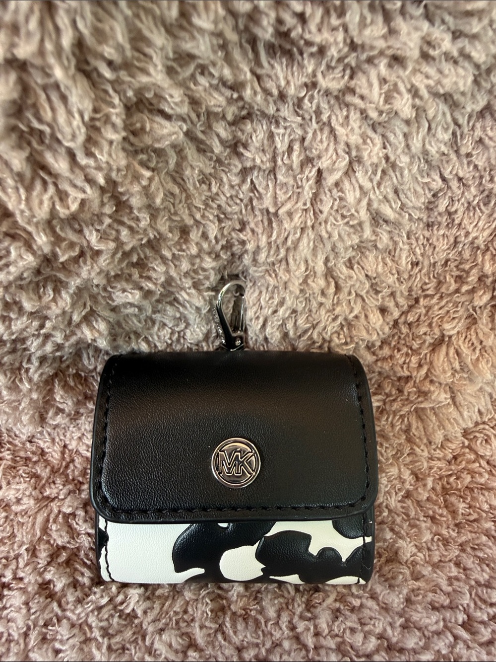 Michael Kors Black & White Leather Ear Pod Camo Key/Accessory Pouch